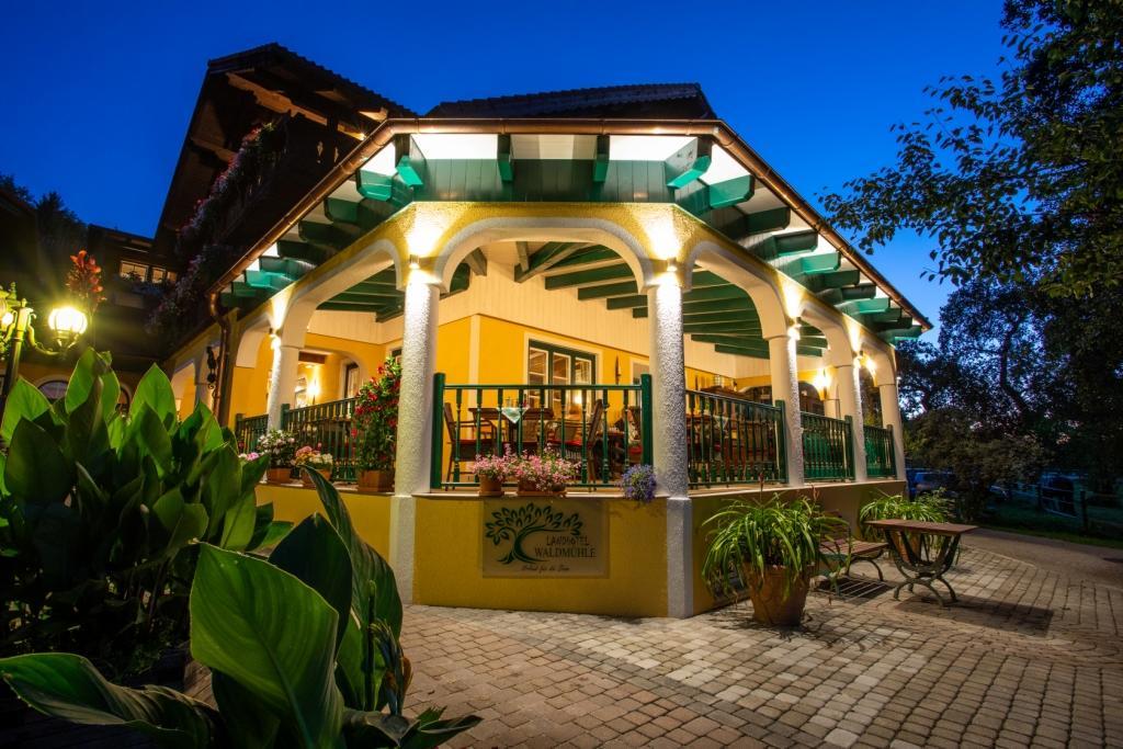Landhotel Waldmuehle سانكت جورجين ام اترغاو المظهر الخارجي الصورة